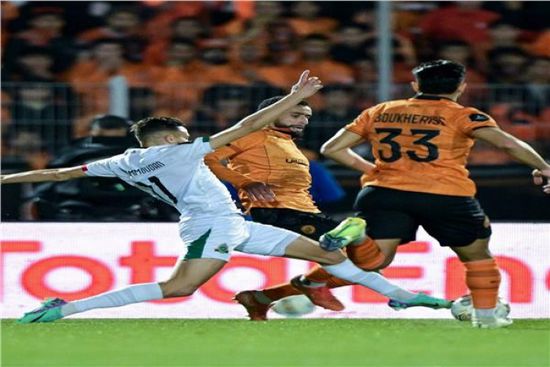 الجيش الملكي يقصي نهضة بركان ويتأهل لنهائي دوري أبطال أفريقيا