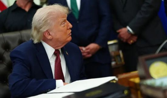 "أكسيوس": ترامب يترأس اجتماعاً طارئاً في البيت الأبيض