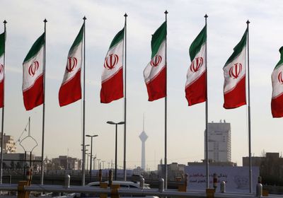 إيران تعلن استئناف الرحلات الجوية من الشرق للغرب تدريجيًا