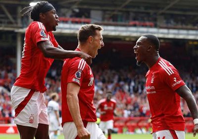 فورست يبتعد عن منطقة الهبوط بفضل ثلاثية جيبس-وايت في مرمى بيرنلي