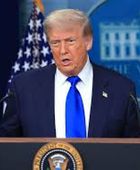 ترامب: أمريكا احتجزت سفينة حاولت خرق الحصار المفروض على إيران