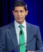 ثروة وارش المرشح لرئاسة الفيدرالي تتخطى أصول أسلافه