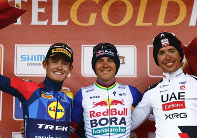 "الإمارات للدراجات" على منصة التتويج في سباق "أمستل جولد"