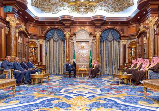 ولي العهد⁩ السعودي يلتقي البرهان في جدة