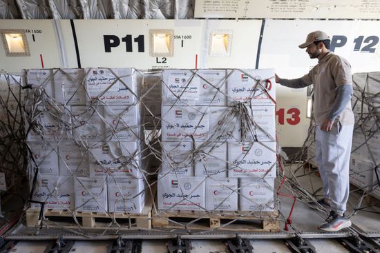 ضمن "الفارس الشهم 3".. وصول طائرة إماراتية محملة بـ100 طن مساعدات لغزة