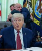 ترامب: قنابل كثيرة ستنفجر في إيران حال انتهاء وقف إطلاق النار