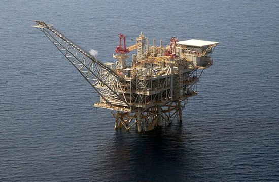 انخفاض عدد منصات التنقيب عن النفط في أمريكا