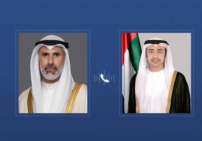 وزير خارجية الكويت يجري اتصالاً هاتفياً بنظيره الإماراتي