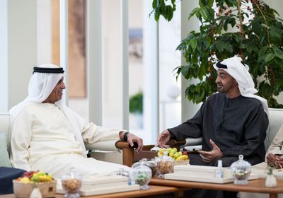 رئيس الإمارات يستقبل حاكم رأس الخيمة وولي عهده