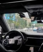 هولندا توافق لـ "تسلا" على برمجيات القيادة الذاتية