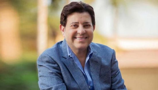 مدير أعماله يكشف تطورات الحالة الصحية لـهاني شاكر وينفي شائعات وفاته