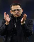 نهاية المشوار.. تشيلسي يطيح بمدربه ليام روزينيور