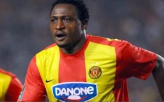 وفاة المهاجم النيجيري مايكل إينرامو إثر أزمة قلبية مفاجئة