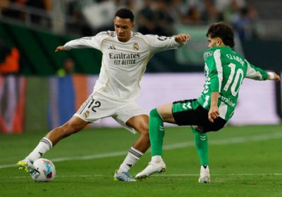 ريال مدريد يتعثر أمام بيتيس بالدوري الإسباني