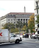 "يو بي إس" و"فيديكس" تبدآن استرداد مليارات من الرسوم الجمركية