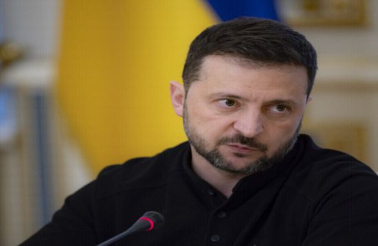 الرئيس الأوكراني: مستعد لإجراء جولة مفاوضات ثلاثية في أذربيجان