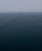 القيادة الوسطى الأمريكية تواصل فرض حصارها على الموانئ الإيرانية