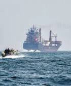 واشنطن تعلن اعتراض سفينة تجارية في بحر العرب