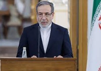وفد عراقجي يعود لإيران لإجراء مشاورات بشأن الحرب