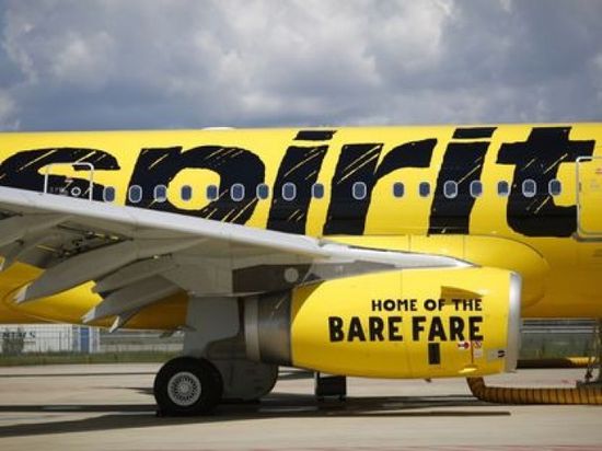 "ترامب" يعلن استعداده لدعم "سبيريت إيرلاينز" حكومياً