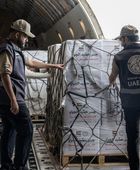 دعماً لغزة.. طائرة إماراتية جديدة محمّلة بـ100 طن من المساعدات تصل العريش