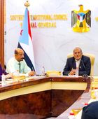 رئيس الجمعية الوطنية يستقبل عددا من القيادات النسوية في عدن