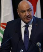 رئيس لبنان يتهم حزب الله بـ"الخيانة"