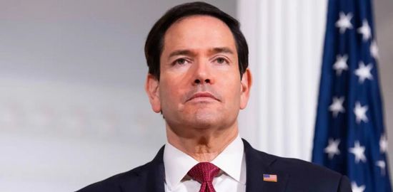 وزير الخارجية الأمريكي: لن نتسامح مع إيران بشأن مضيق هرمز