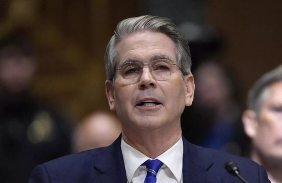 واشنطن تهدد بفرض عقوبات على المتعاملين مع الطيران الإيراني