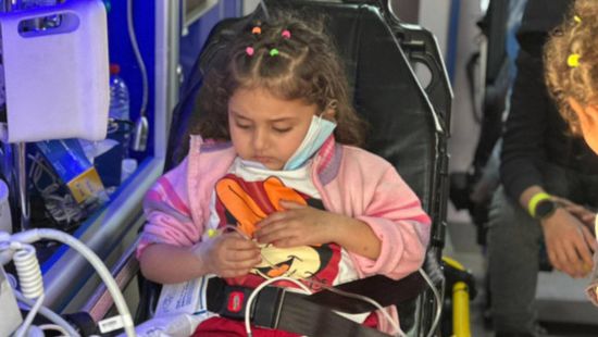 وصول 81 طفلا من قطاع غزة لتلقي العلاج في مستشفيات الأردن