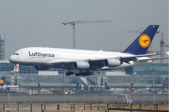 الاتحاد الدولي للنقل الجوي قلق من نقص وقود الطائرات في الصيف