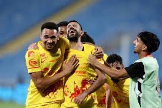 القادسية يعود لدرب الانتصارات برباعية أمام الرياض في الدوري