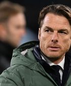 باركر يرحل عن تدريب بيرنلي بالتراضي بعد الهبوط من الدوري الإنجليزي