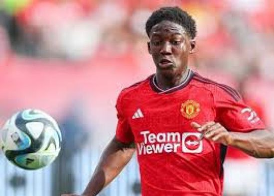 ماينو يوقع عقدًا جديدًا مع مانشستر يونايتد حتى عام 2031