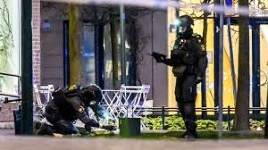 فرقة تفكيك القنابل السويدية تفجر قنبلة يدوية في مالمو