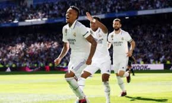 ريال مدريد يعبر إسبانيول بثنائية