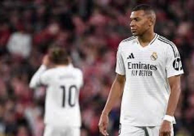 مبابي يثير غضبًا داخل ريال مدريد قبل الكلاسيكو