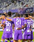العين يسعى لحسم لقب الدوري الإماراتي أمام الشارقة