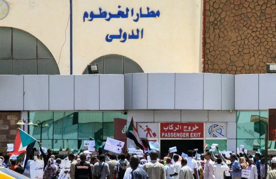 مصر تدين بشدة استهداف مطار الخرطوم الدولي