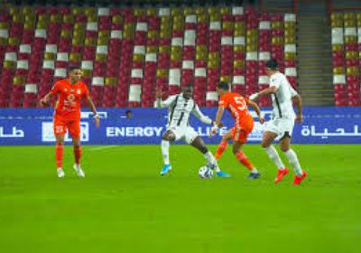 الجزيرة يتجنب الهزيمة أمام عجمان في الدوري الإماراتي