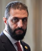 قلق إسرائيلي تجاه إعادة بناء الجيش السوري
