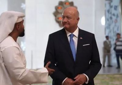 مستشار النمسا يزور جامع الشيخ زايد الكبير ويشيد بتجربة التسامح الإماراتية