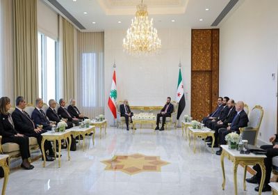 الرئيس السوري يستقبل رئيس الحكومة اللبنانية في دمشق