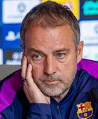 وفاة والد فليك مدرب برشلونة قبل مواجهة ريال مدريد