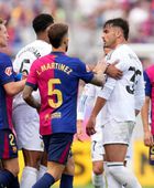 برشلونة يتوج بلقب الدوري الإسباني بثنائية في ريال مدريد