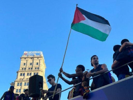 الاتحاد الفلسطيني لكرة القدم يشكر يامال بعد واقعة العلم