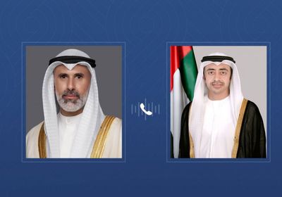 عبدالله بن زايد يجري اتصالاً هاتفياً مع وزير الخارجية الكويتي