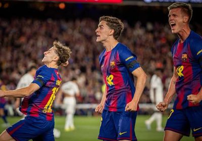 برشلونة يواجه ألافيس بعد التتويج بالليغا.. موعد المباراة والقنوات الناقلة