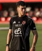 إمام عاشور يعود لتدريبات الأهلي قبل مواجهة المصري في الدوري الممتاز