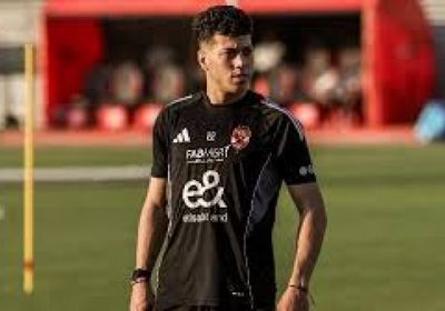 إمام عاشور يعود لتدريبات الأهلي قبل مواجهة المصري في الدوري الممتاز